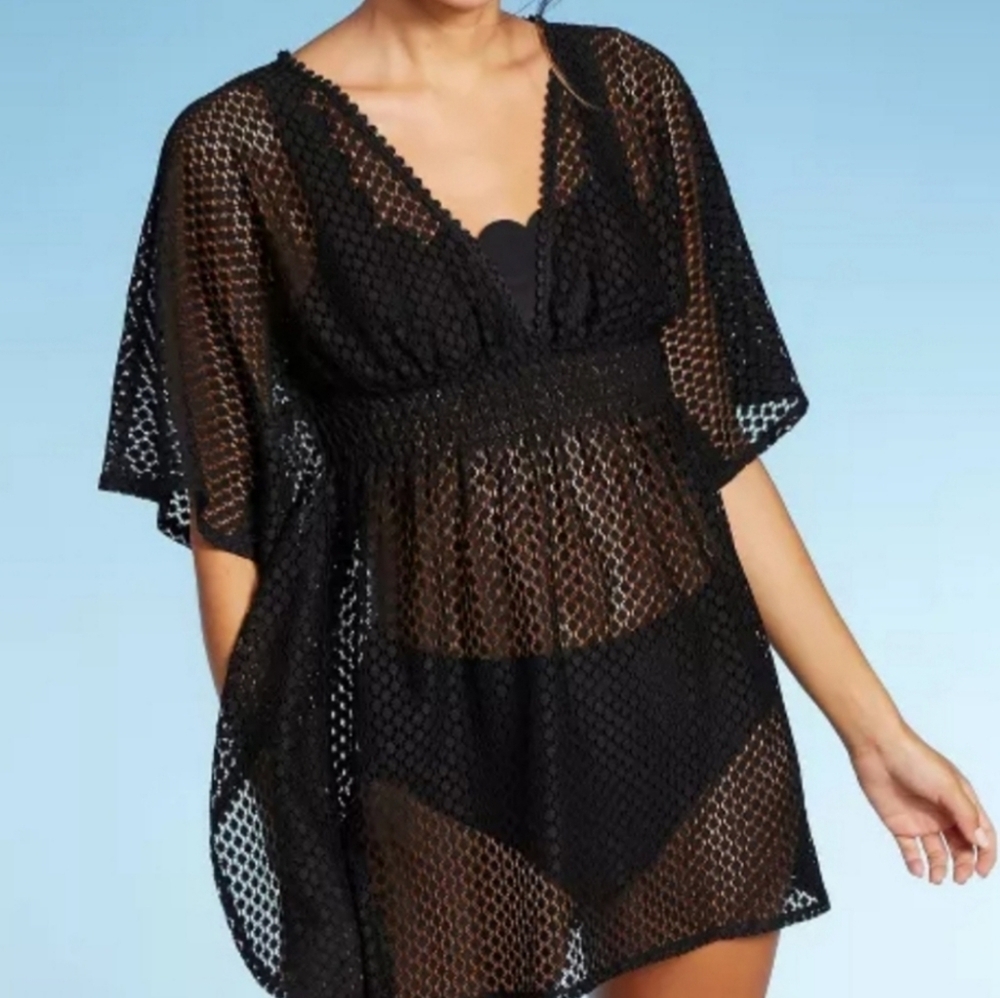 Lacy stretchy swim cover-up XL